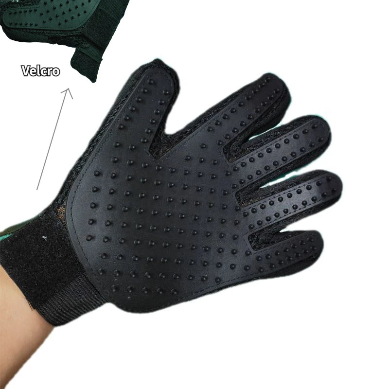 Hand glove comb